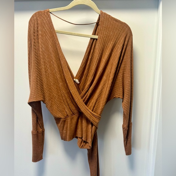 Free People East Coast Copper Long Sleeve Wrap Top
Size Small - Picture 3 of 7